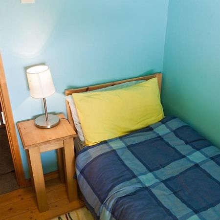 1 Tan Yr Eglwys Barn Cottage Pontardawe Kültér fotó