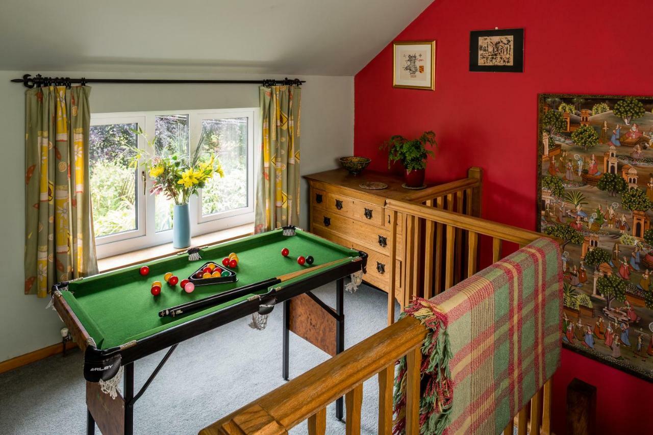 1 Tan Yr Eglwys Barn Cottage Pontardawe Kültér fotó